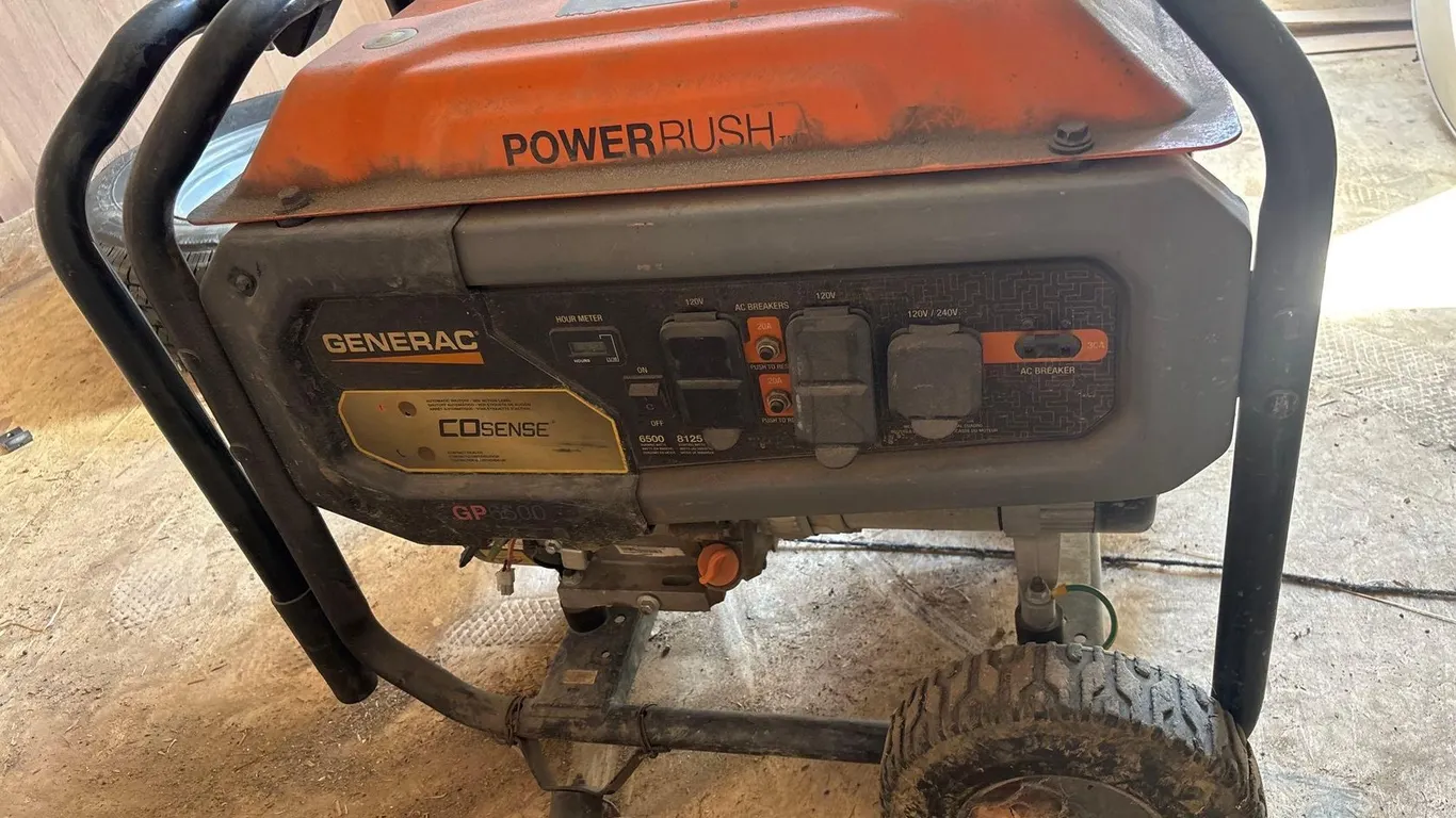 GENERAC POWERUSH GP6500 PORTABLE GENERATOR