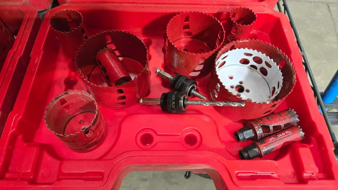 INCOMPLETE DIABLO HOLE SAW SET