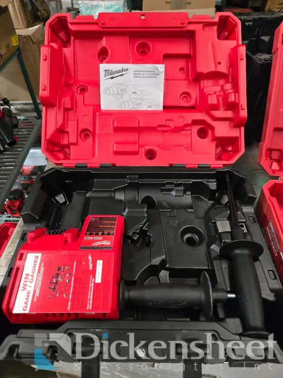 CASE AND CHARGER FOR MILWAUKEE HAMMER DRILL