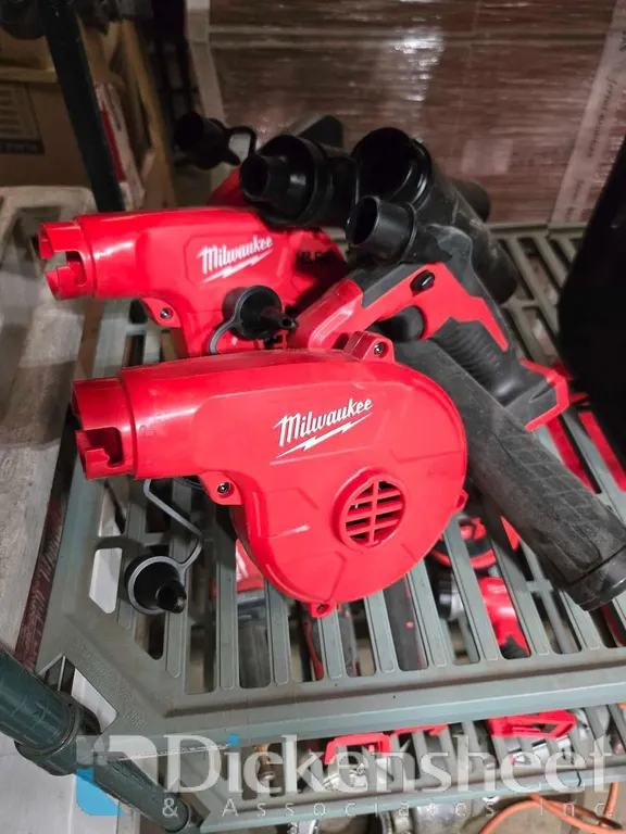 PAIR OF MILWAUKEE CORDLESS BLOWERS