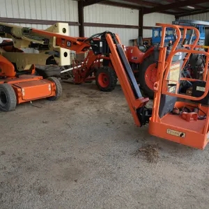 JLG E400 AJP Narrow Manlift