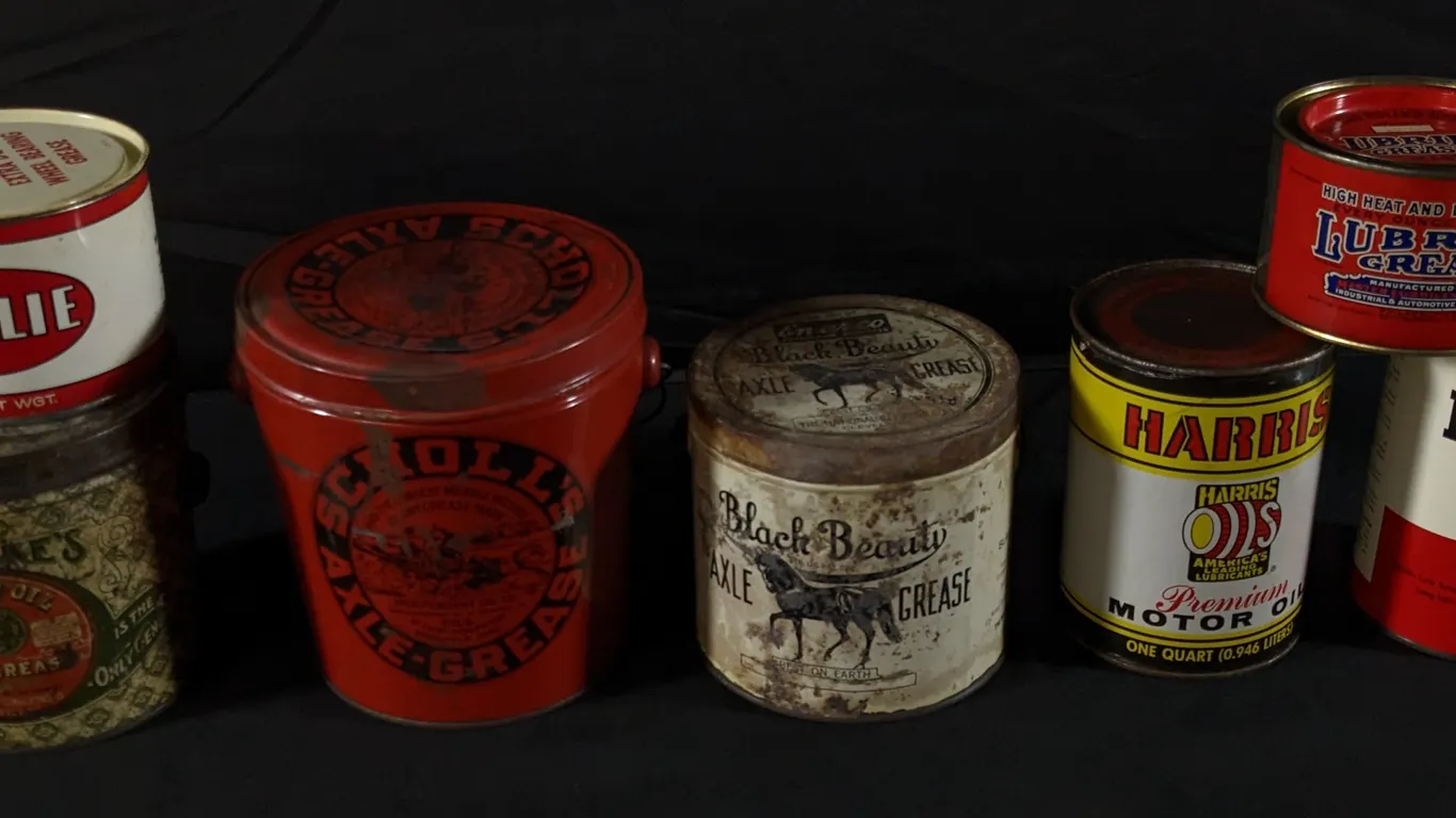 ASSORTED GREASE & OIL CANS LUBRIKO MELCOLENE HARRIS SCHOLL'S DERHAKE'S AMALIE ENARCO