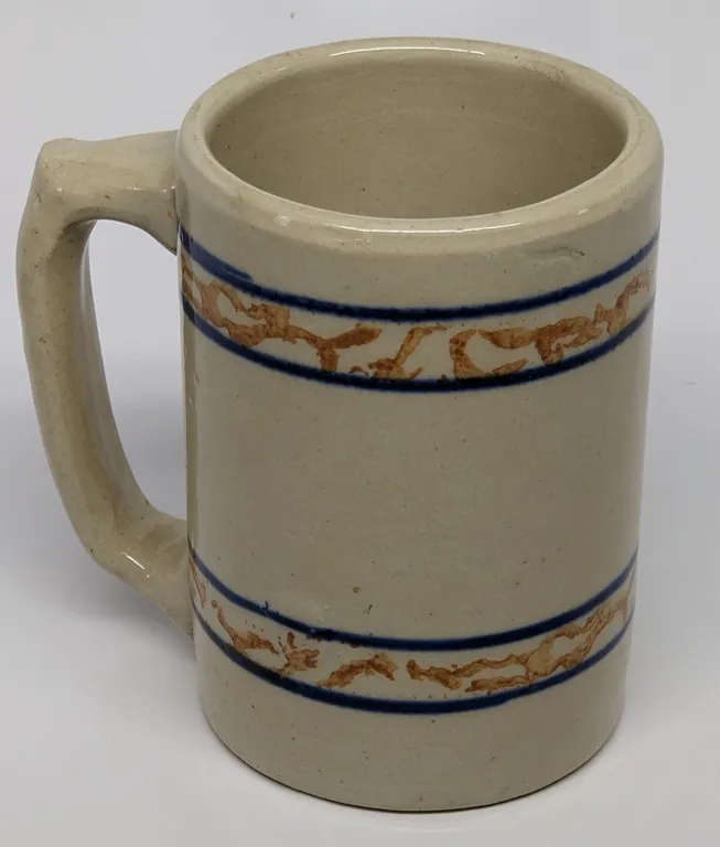 RED WING GREYLINE SPONGEBAND BEER MUG
