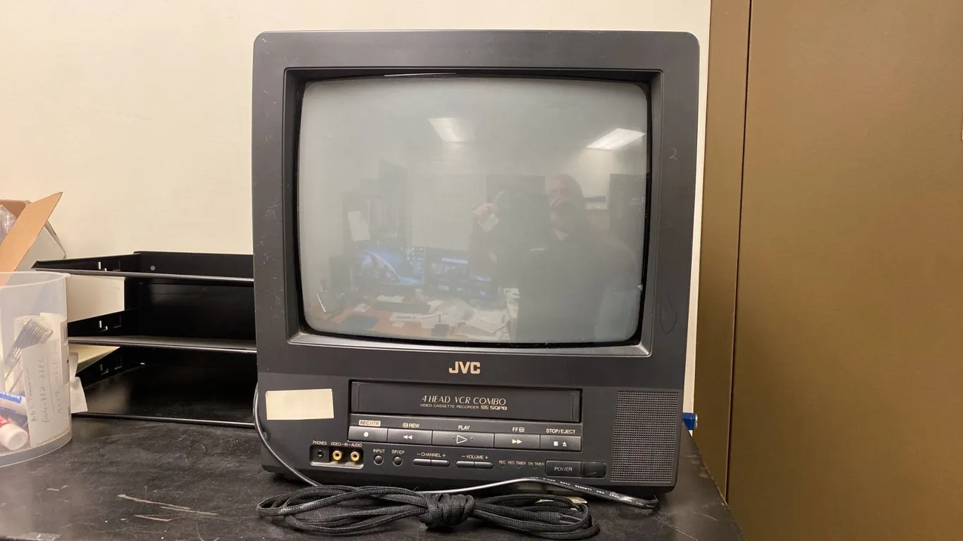 JVC 14" TV/VCR COMBO