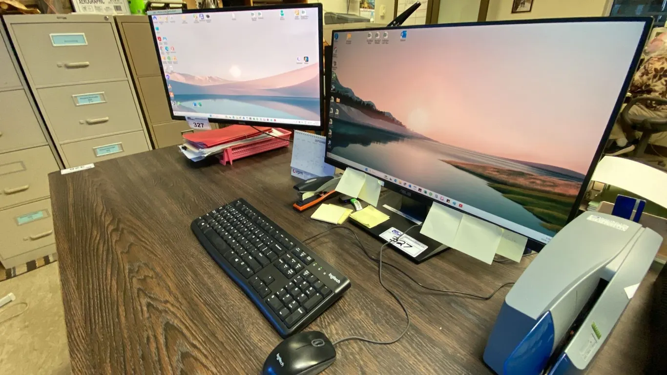 2- 27" COMPUTER MONITORS & ACER ASPIRE COMPUTER WITH KEYBOARD & MOUSE *HDD REMOVED*