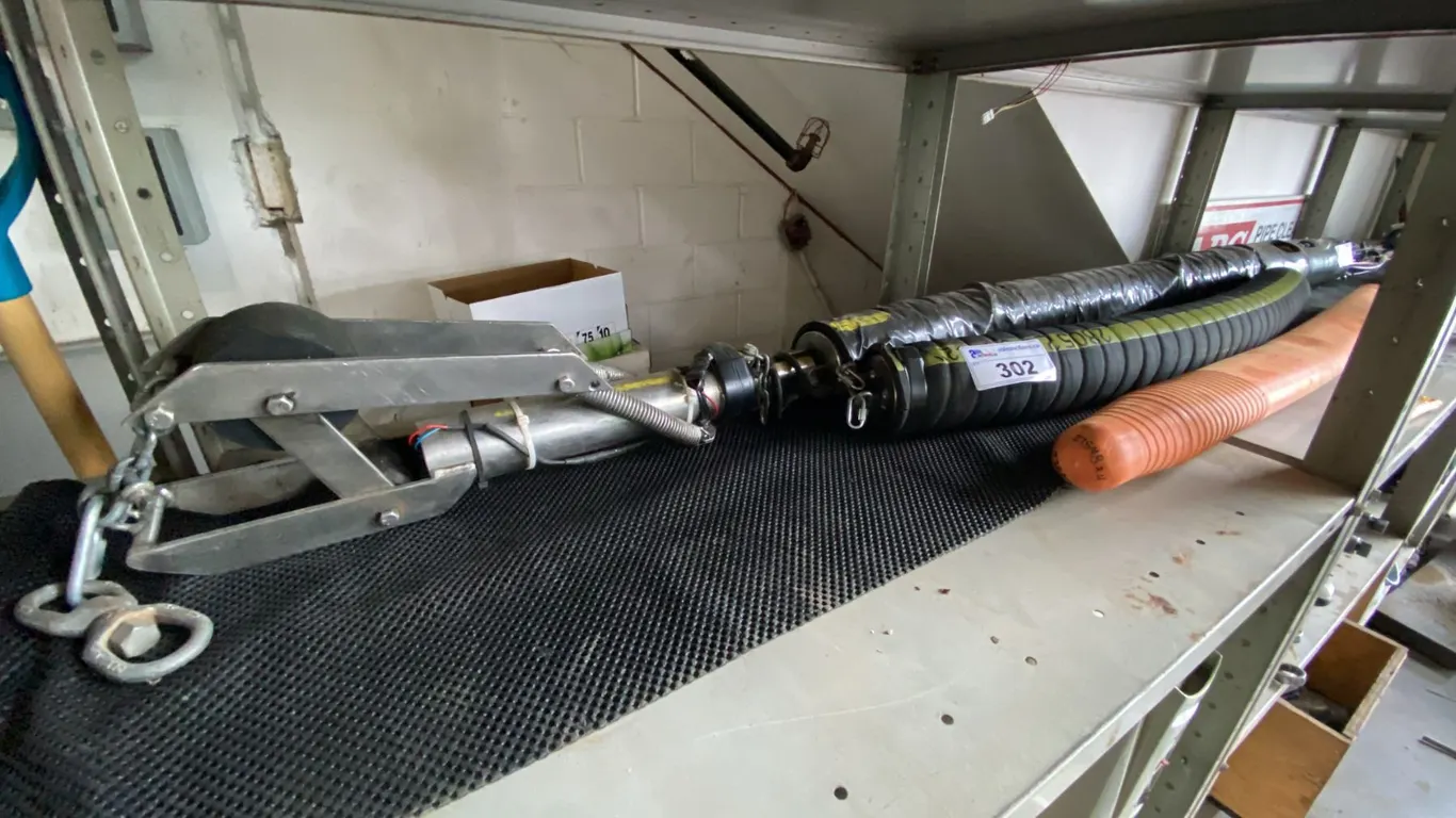 6" LATERAL INDUSTRIAL PIPE SEALER
