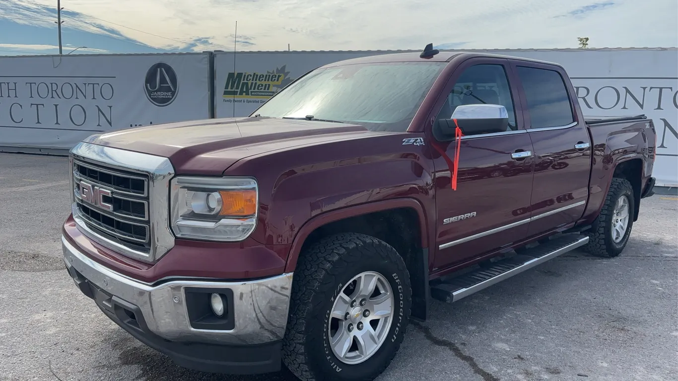 2015 GMC Sierra 1500 4x4 SLT 4dr Crew Cab 5.8 ft. SB
