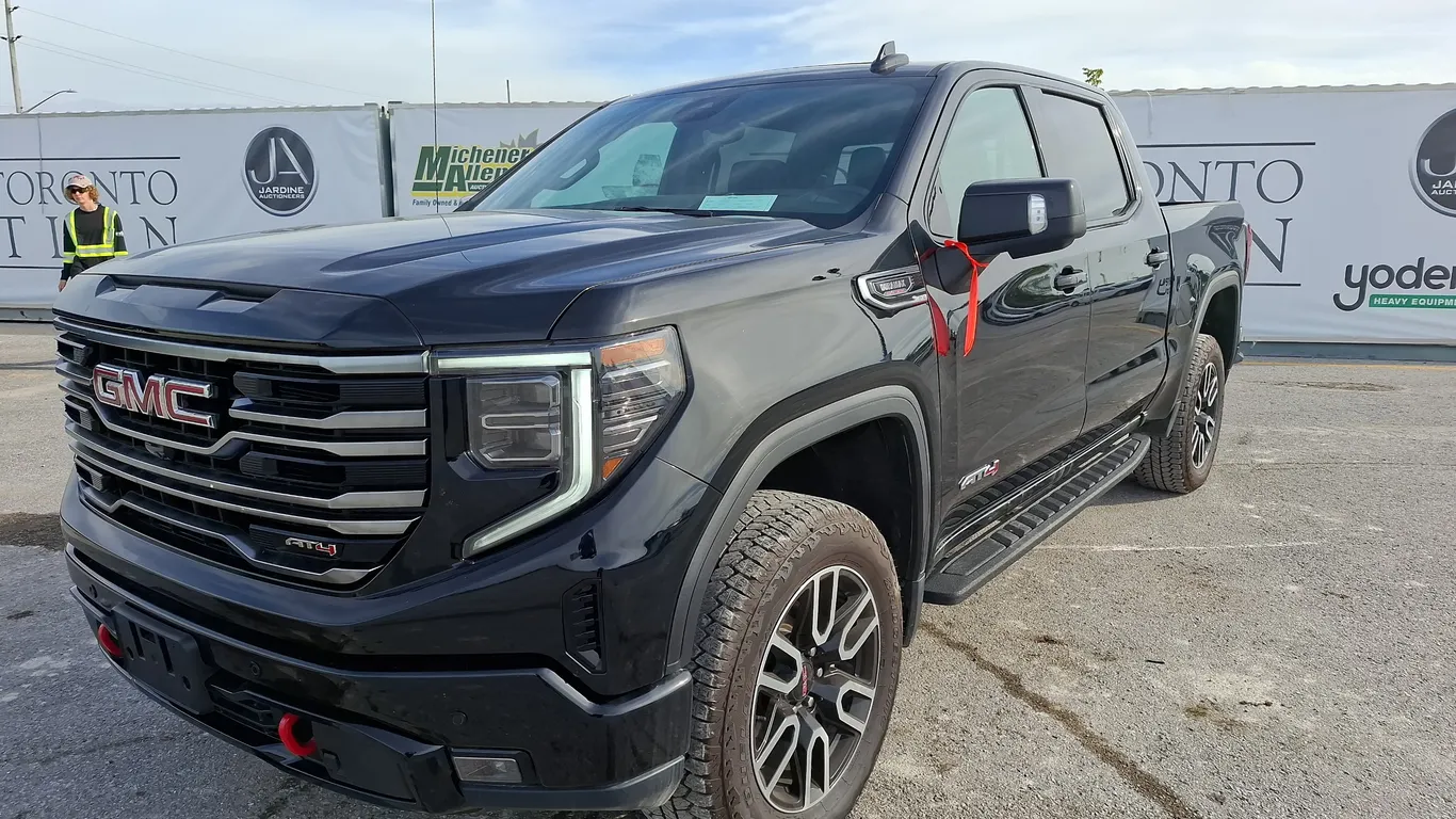 2026 GMC Sierra 1500 4x4 AT4 4dr Crew Cab 5.8 ft. SB