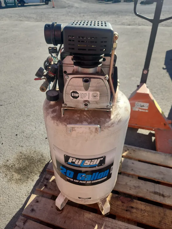 Pulsar 20 Gallon Air Compressor