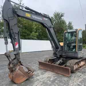 2017 Volvo ECR88D Excavator with Extra Bucket
