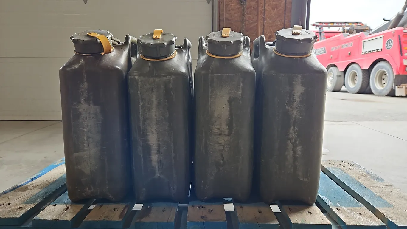 4 20L Diesel Fuel Cans