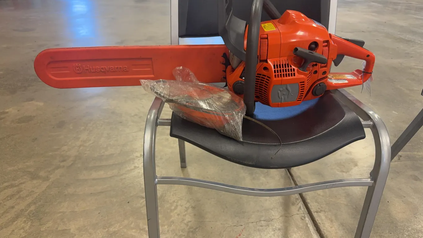Husqvarna Chainsaw