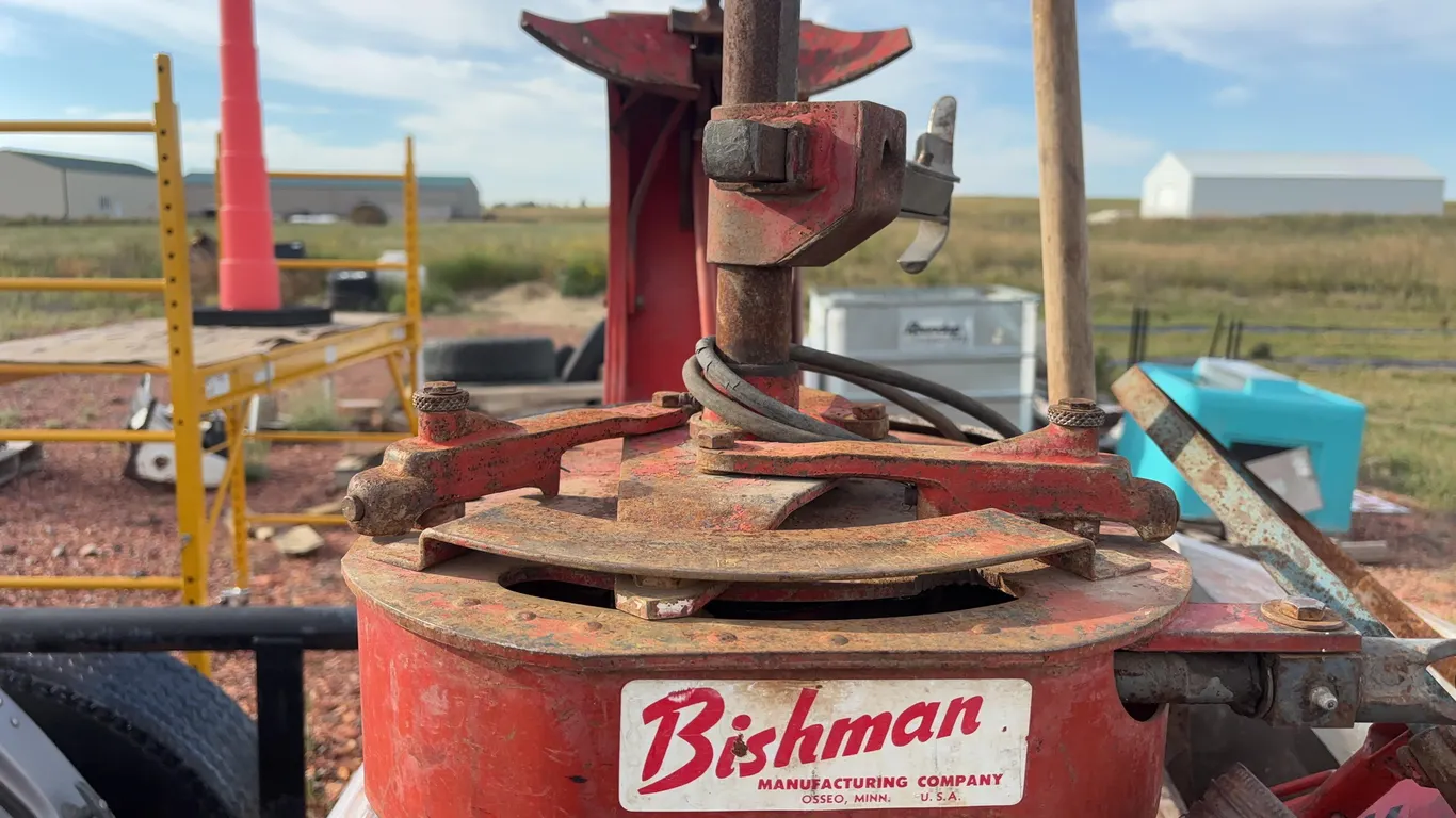 Bushman Tire Changer