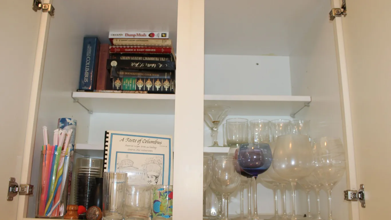Glassware & Cookbooks