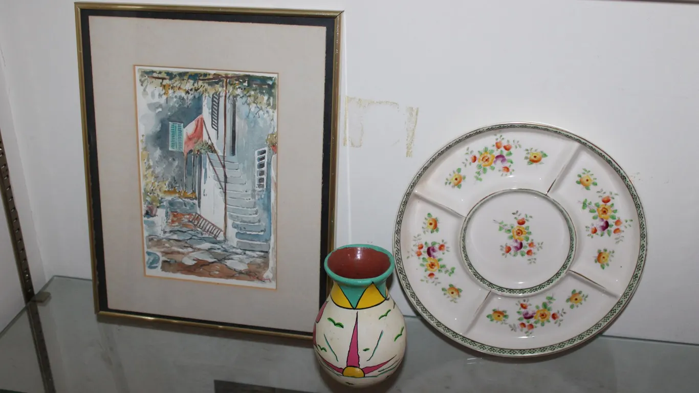 Art, Vase & Platter