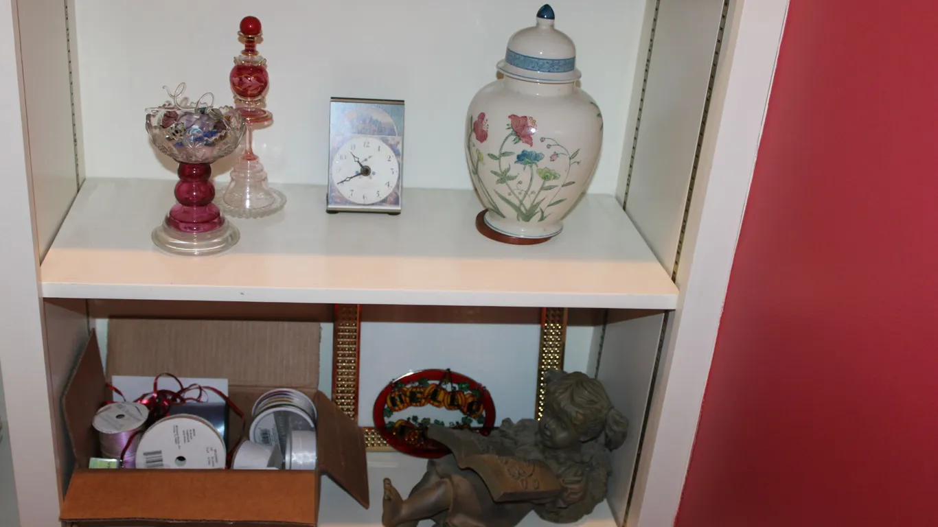 Ginger Jar & Décor