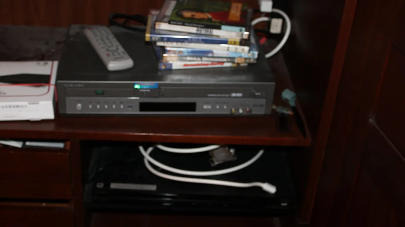 Electronics & DVDs