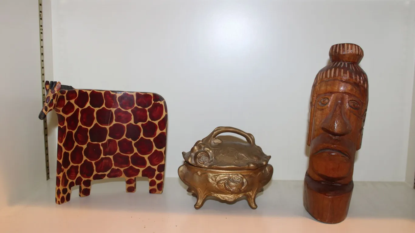Giraffe, Carved Figure & Trinket Box