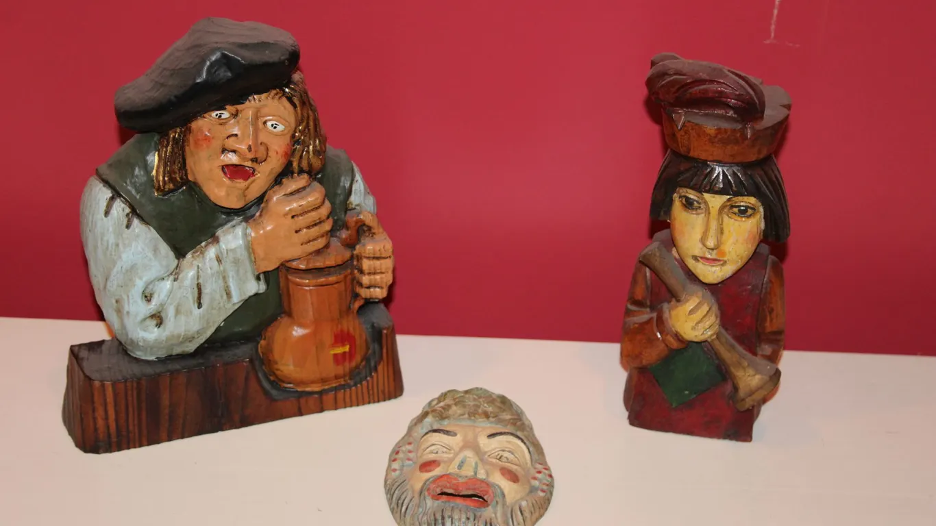 Folk Art Figures