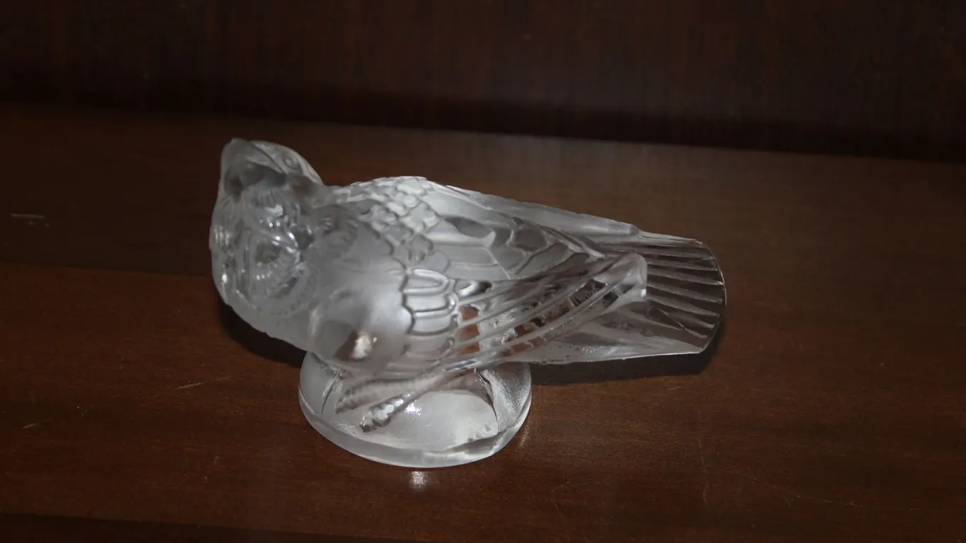 French Lalique Crystal Bird Figurine
