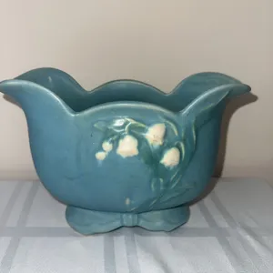 Art deco Weller Pottery large vase – Lily of the Valley
