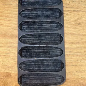 Wagner Ware cast-iron corn muffin pan Jr-Krusty Korn Kobs