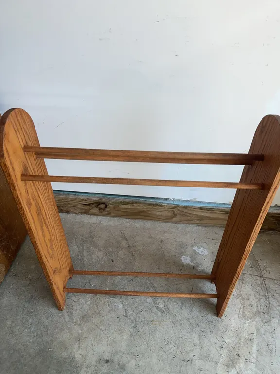 Oak quilt rack
