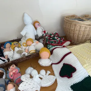 Knitted/crochet people and projects