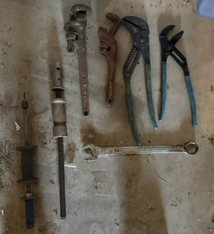 2 Pipe Wrenches, 2 Channel Locks, Wrench,