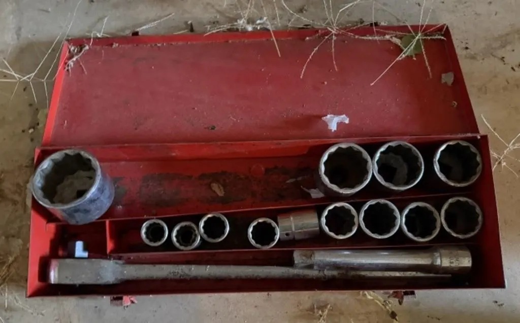 HD Socket Wrench & Sockets