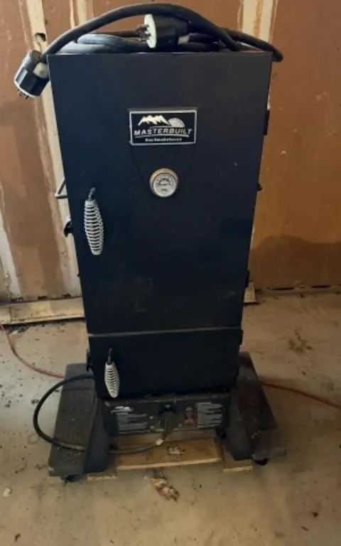 Masterbuilt Gas Smokehouse