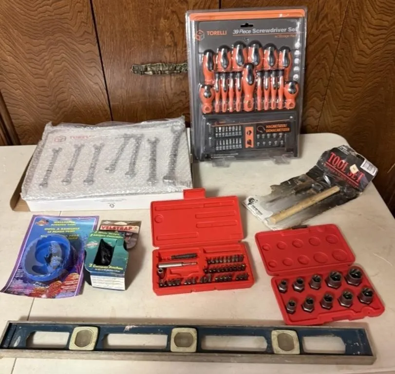 39-Piece Screwdriver Set, Bit Set, Level,