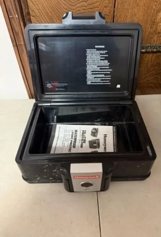 Honeywell Fire & Waterproof Safe (Has Key)