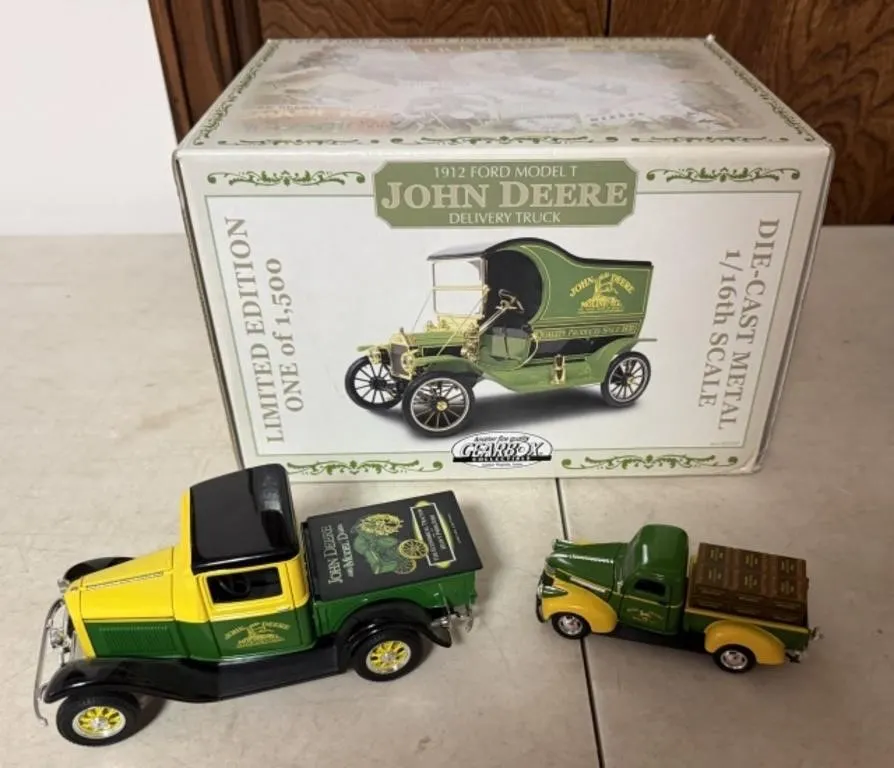 John Deere Collectible Model Vehicles