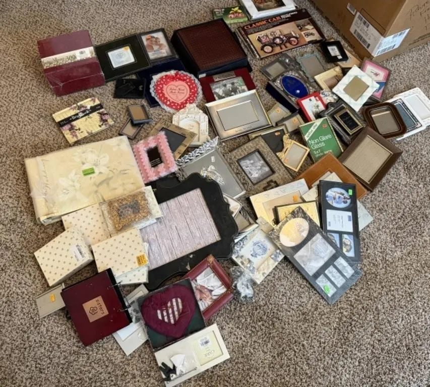 Picture Frames, Photo Albums