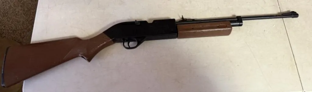 Crosman Pumpmaster 760 Pellet Gun