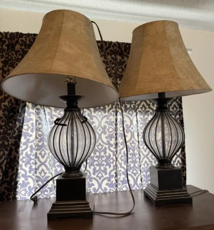 2 Matching Table Lamps