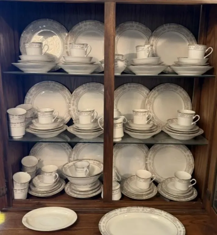 Southampton Fine China Set by Farberware