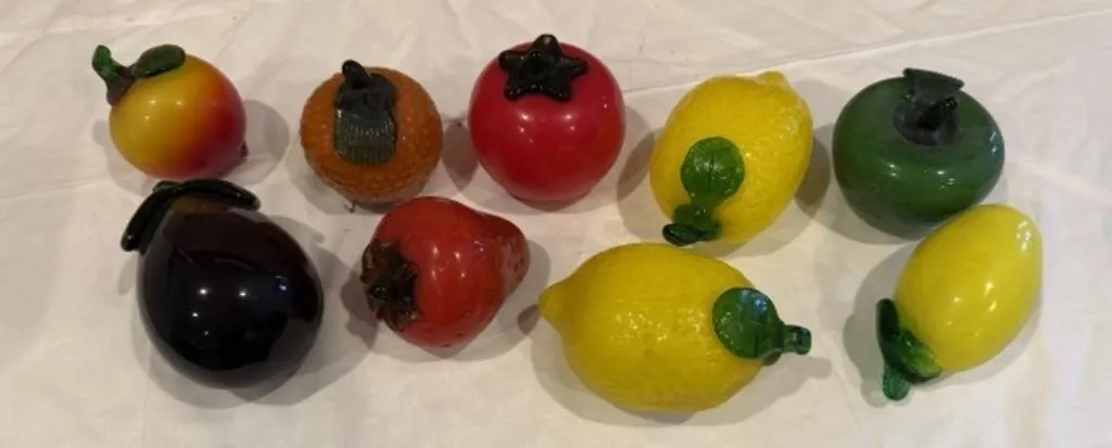 9+/- Glass Fruit