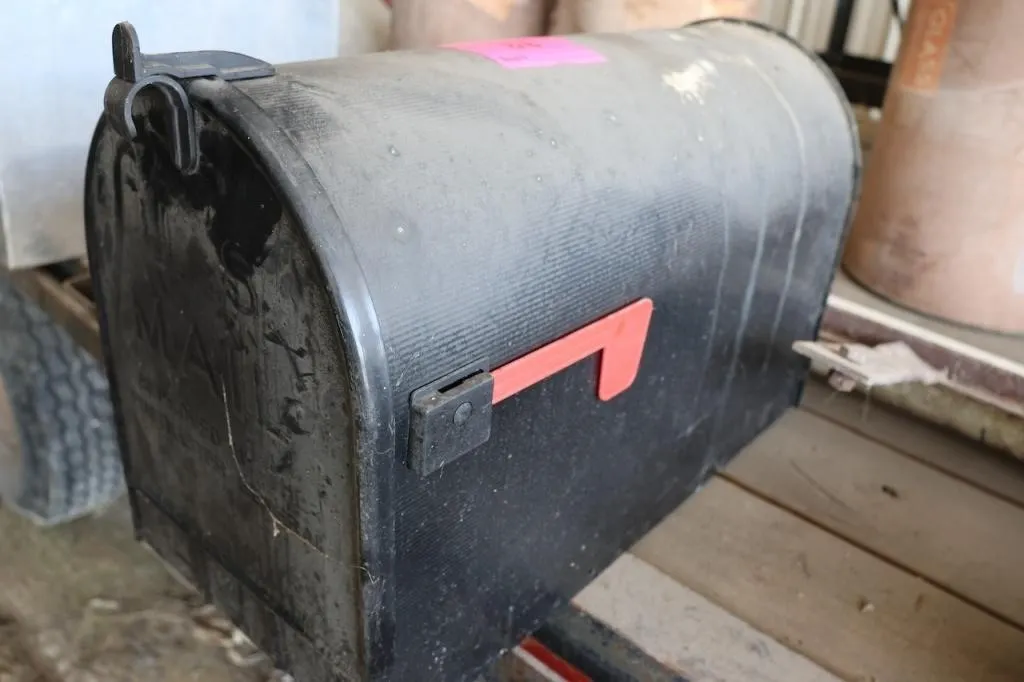 Large mailbox