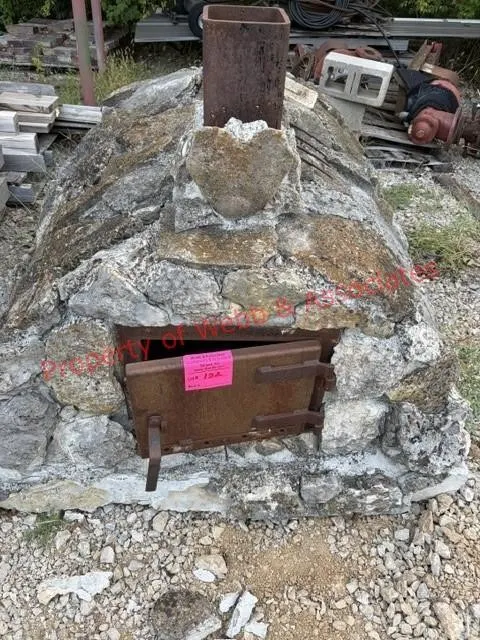 Home built pizza oven, fire brick lined, limes