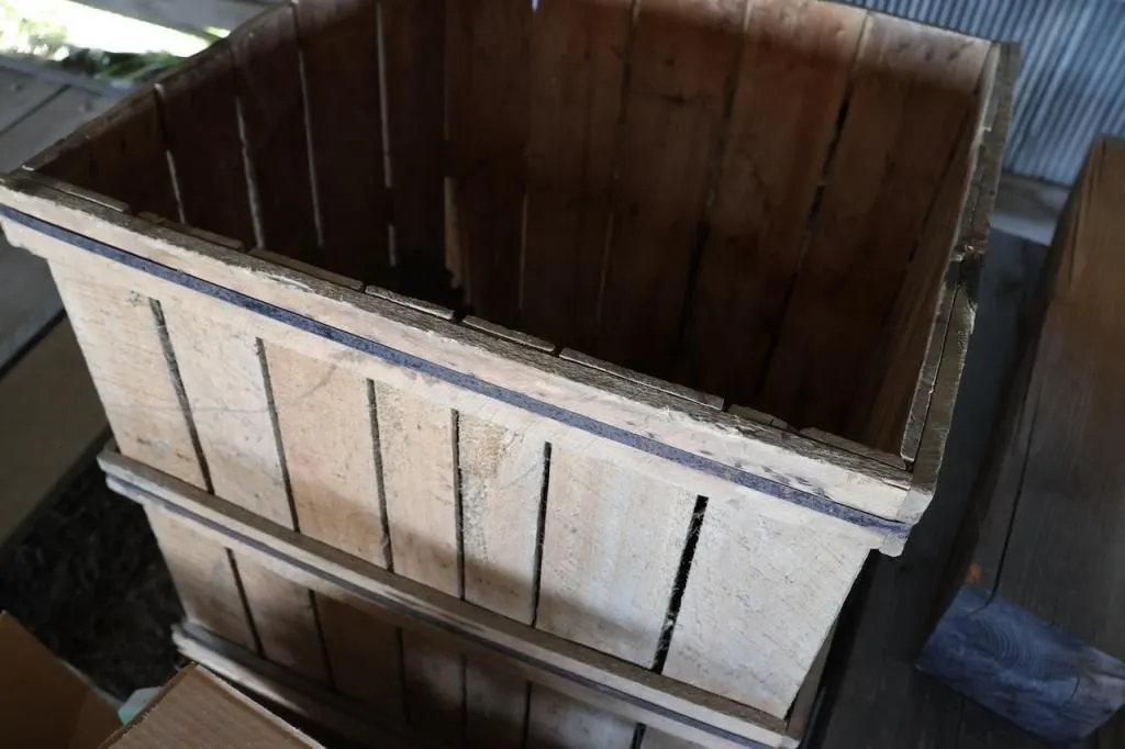 John Deere pallet box from JD KC branch and
