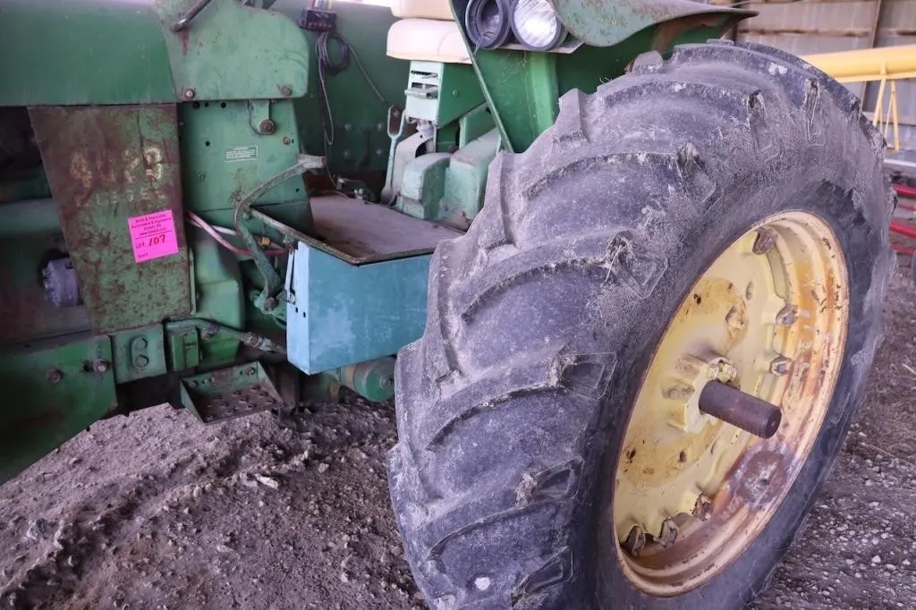 John Deere 4010 tractor original started as a