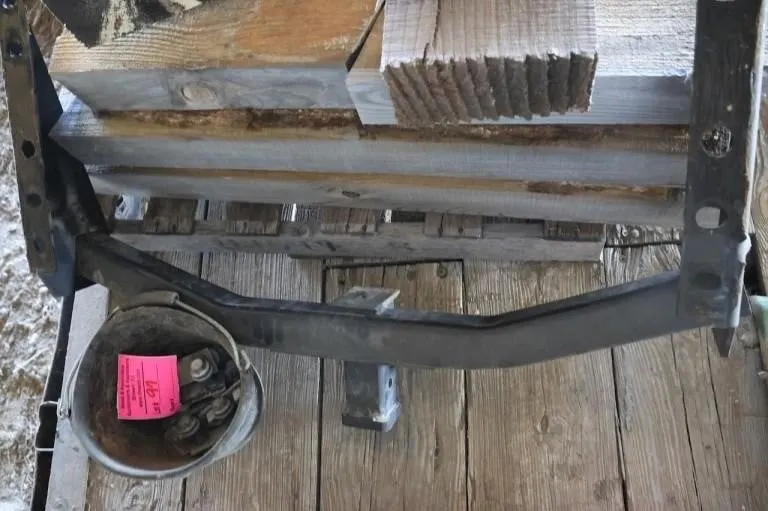 Ford F series hitch attachment
