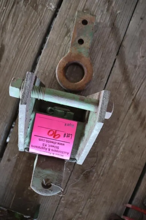 John Deere hitch
