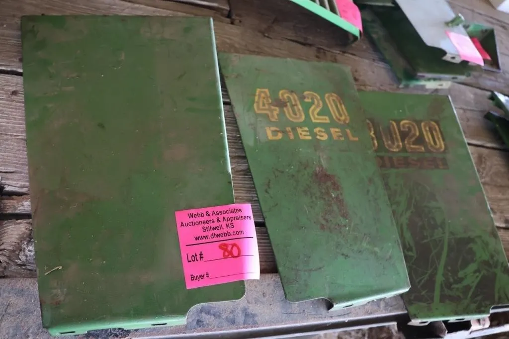 Three John Deere side panels for 3020 and 4020