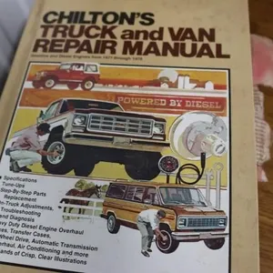 Chilton�s 71-78 Truck repair manual