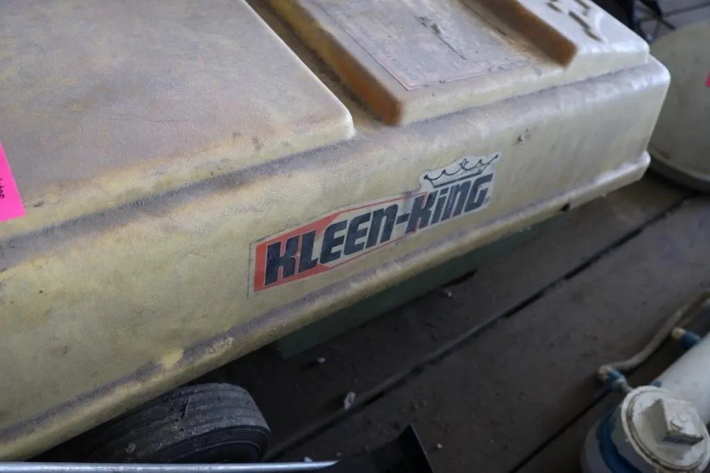 New Caterpillar skid steer wheel