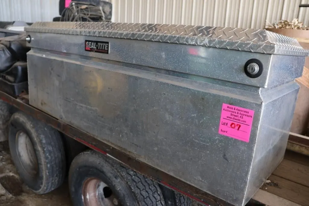 Sealtite aluminum toolbox 60�
