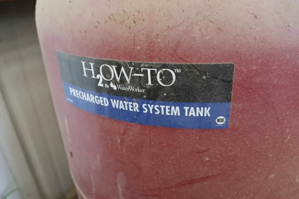 11 H2Ow-2O pressurized water storage with flow